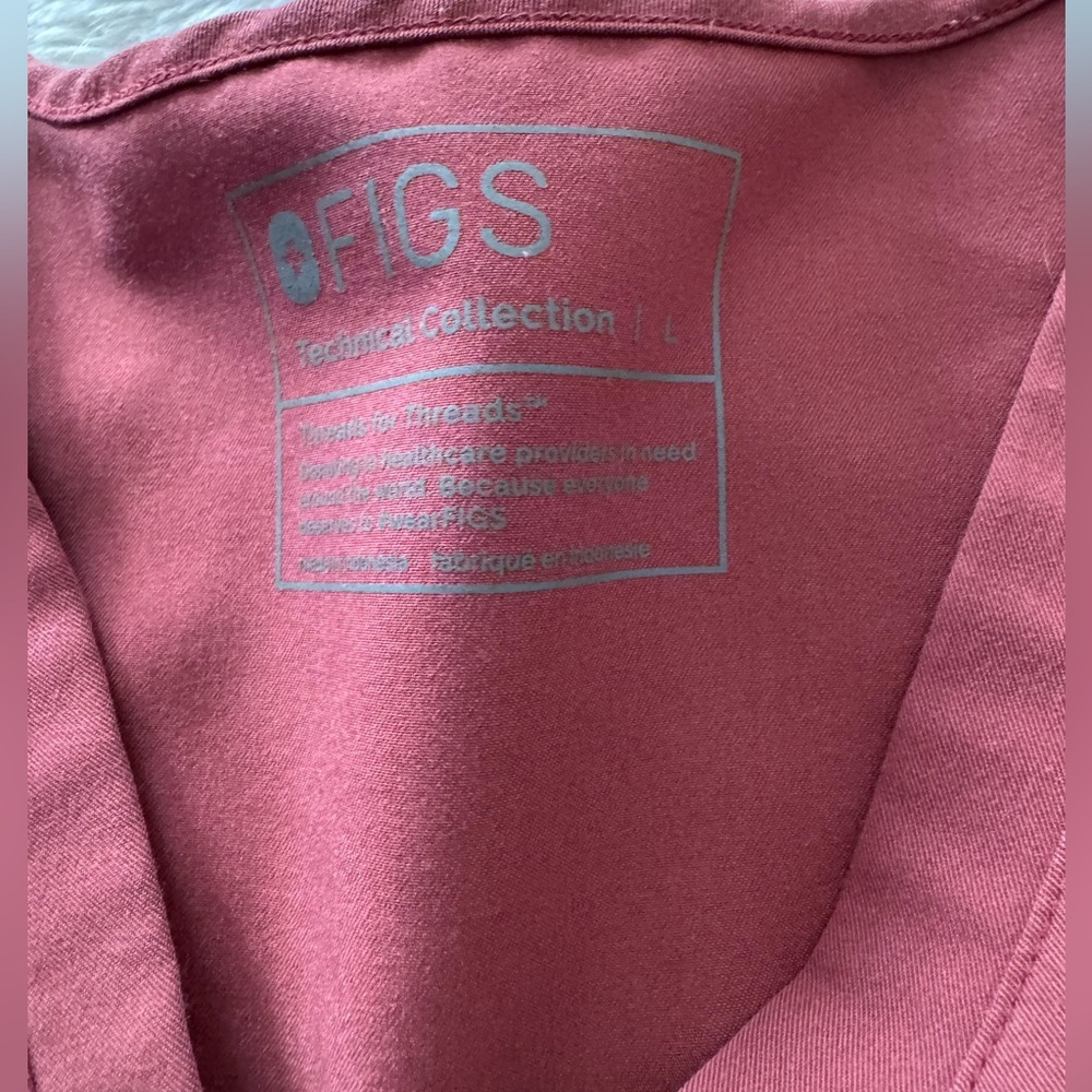 Figs scrub set